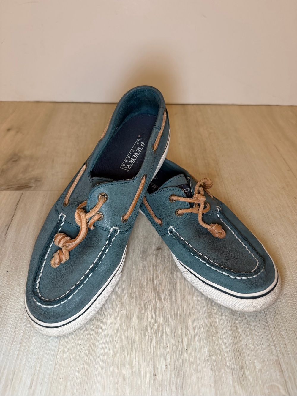 Sperry Topsider Women Teal Boat Shoe with Tan Laces
